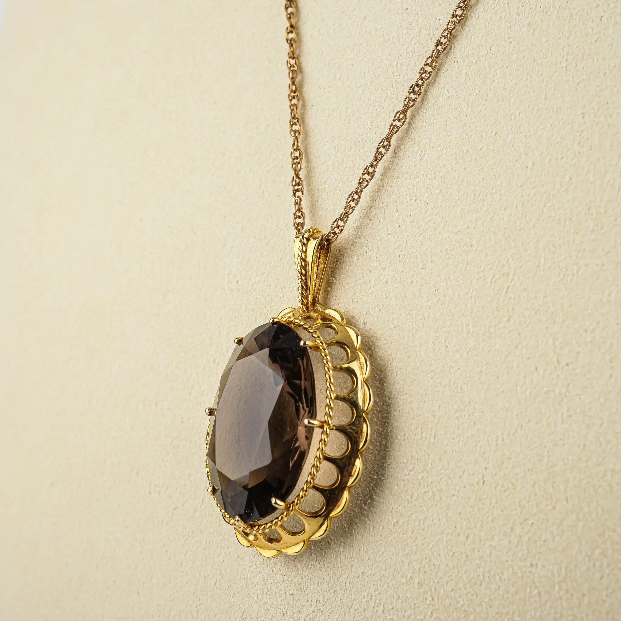 10K Yellow Gold Oval Smoky Quartz Pendant Necklace