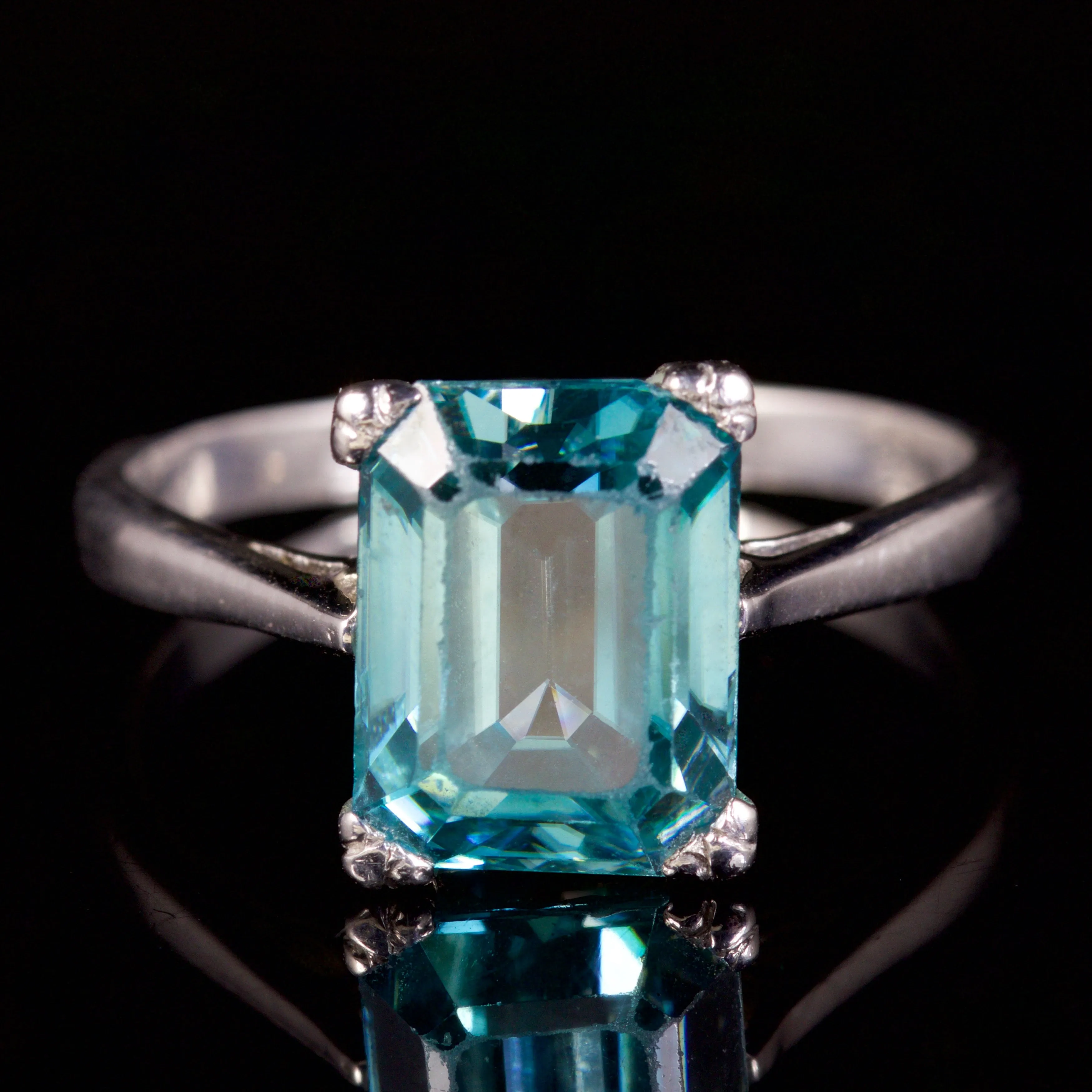 Antique Art Deco Blue Zircon Ring Emerald Cut Plat 18Ct Circa 1920