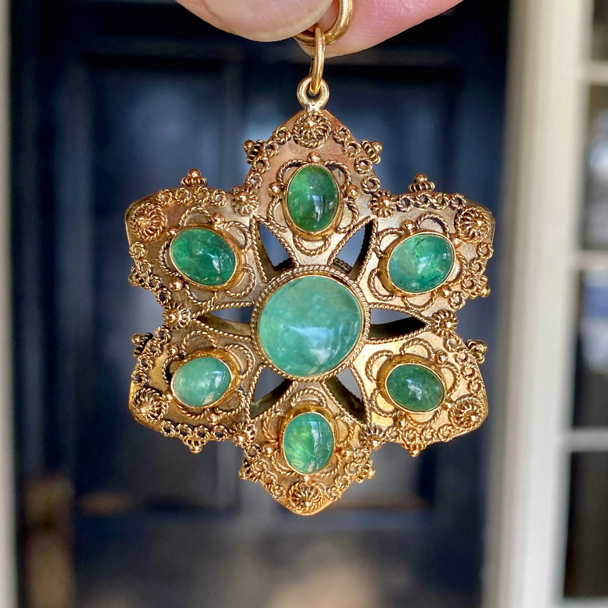 Antique Emerald Star 18K Gold Etruscan Pendant