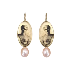 Aphrodite & Pearl Earrings