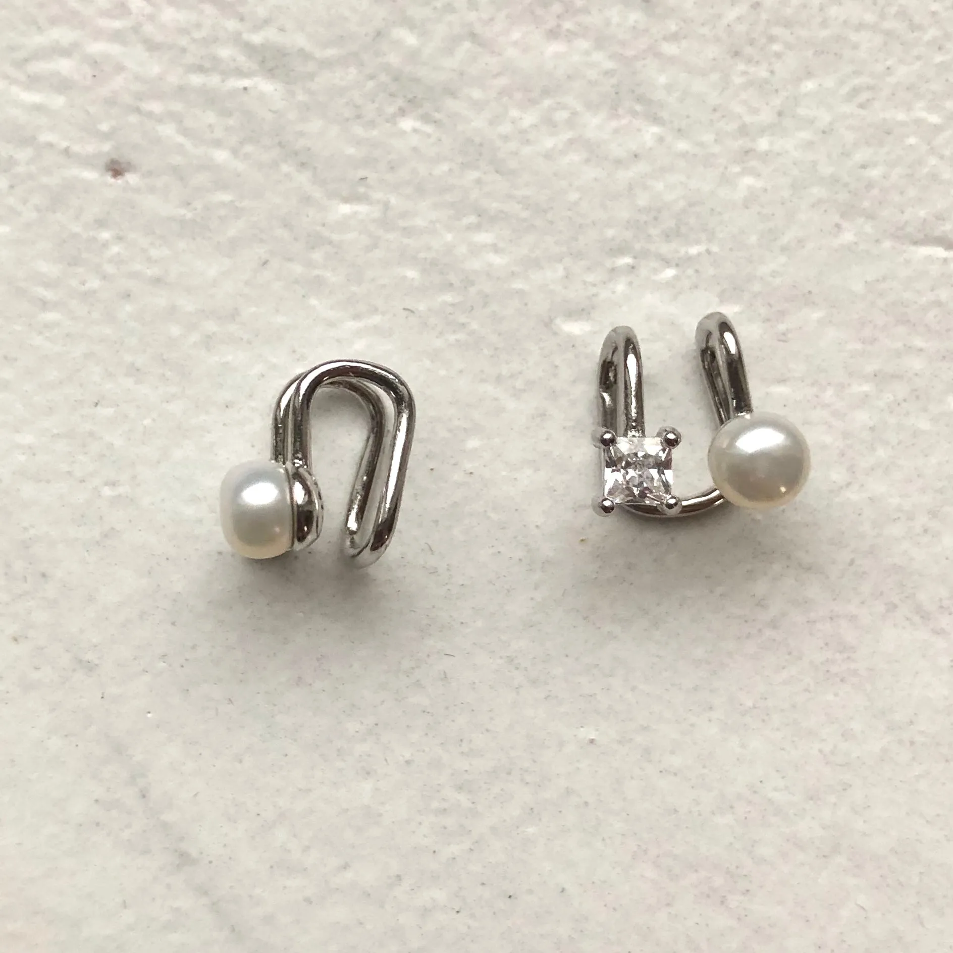 Cartilage earring with Pearl