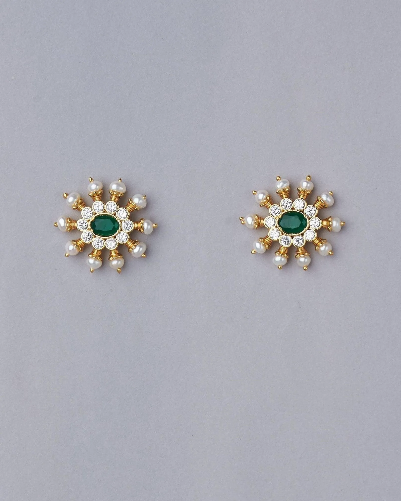 Deep Green White Sun Spokes Pearl Ear Studs