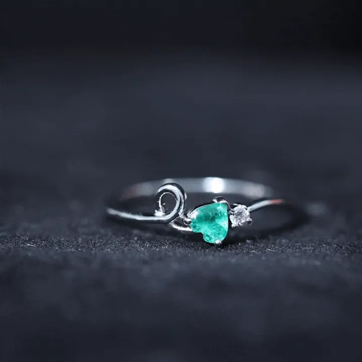 Heart Shape Emerald and Diamond Twisted Promise Ring for Her