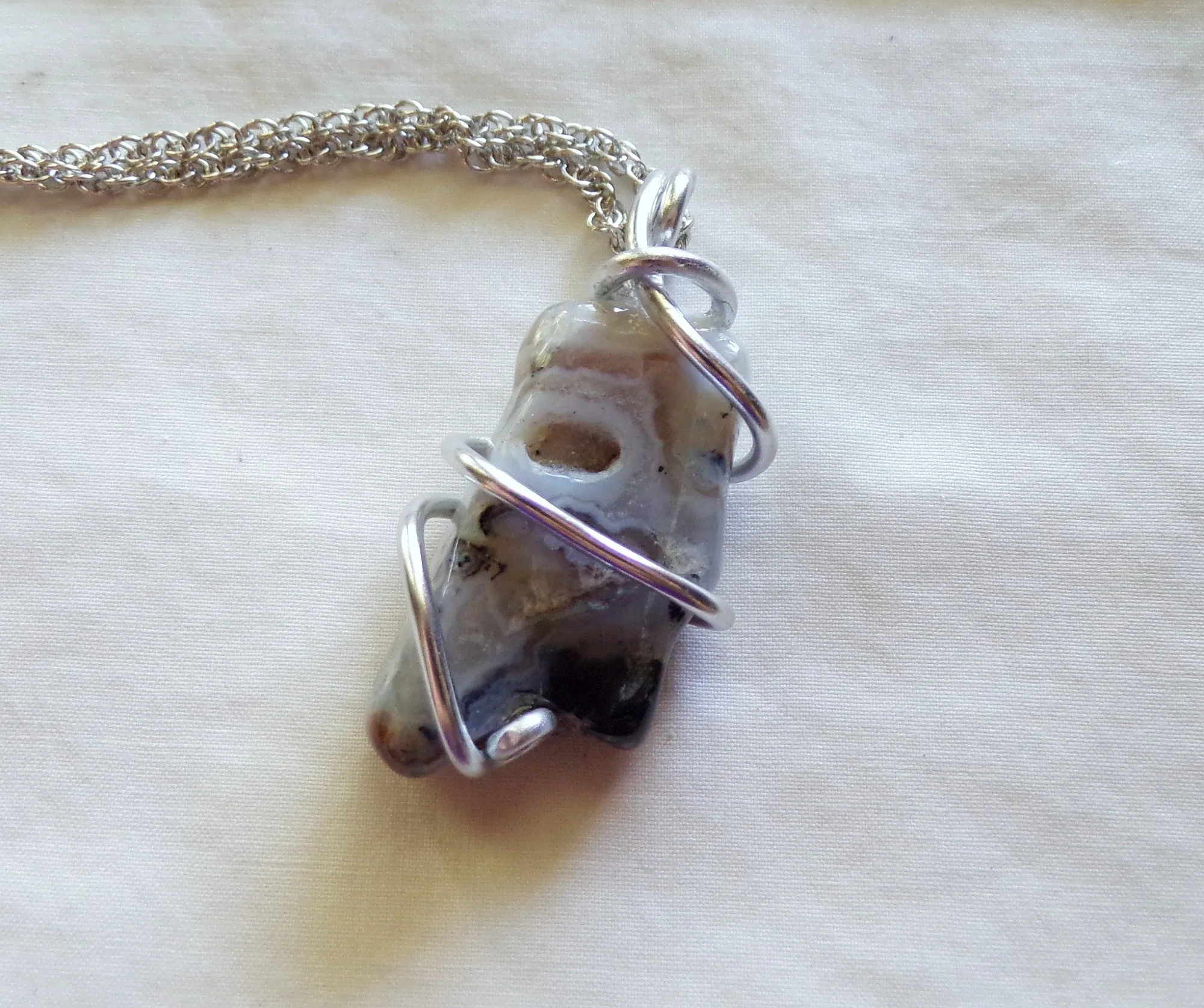 Natural Lace Agate Chalcedony Wire Wrapped Pendant Necklace