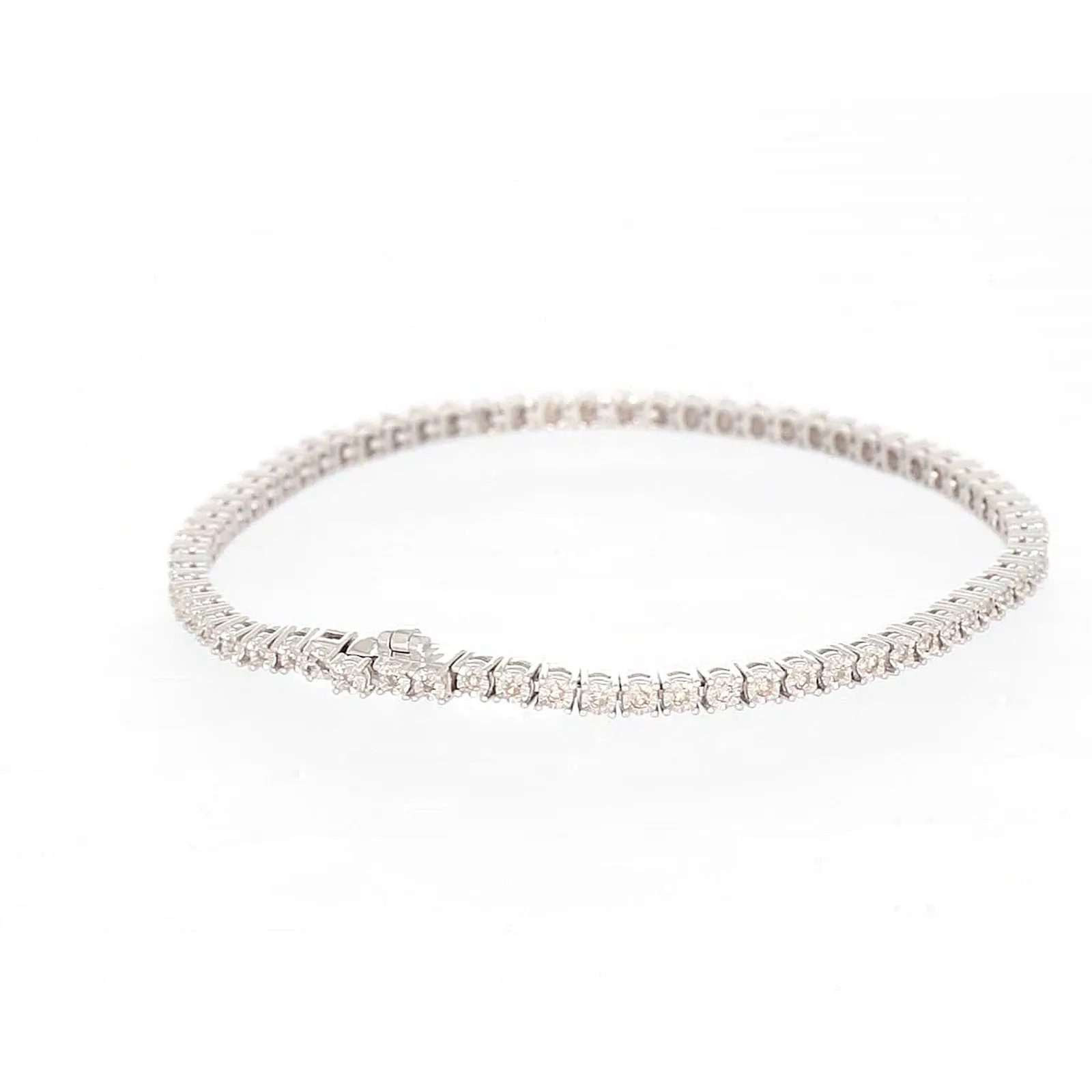 Sterling Silver 1/2 carat tw of Diamonds Tennis Bracelet