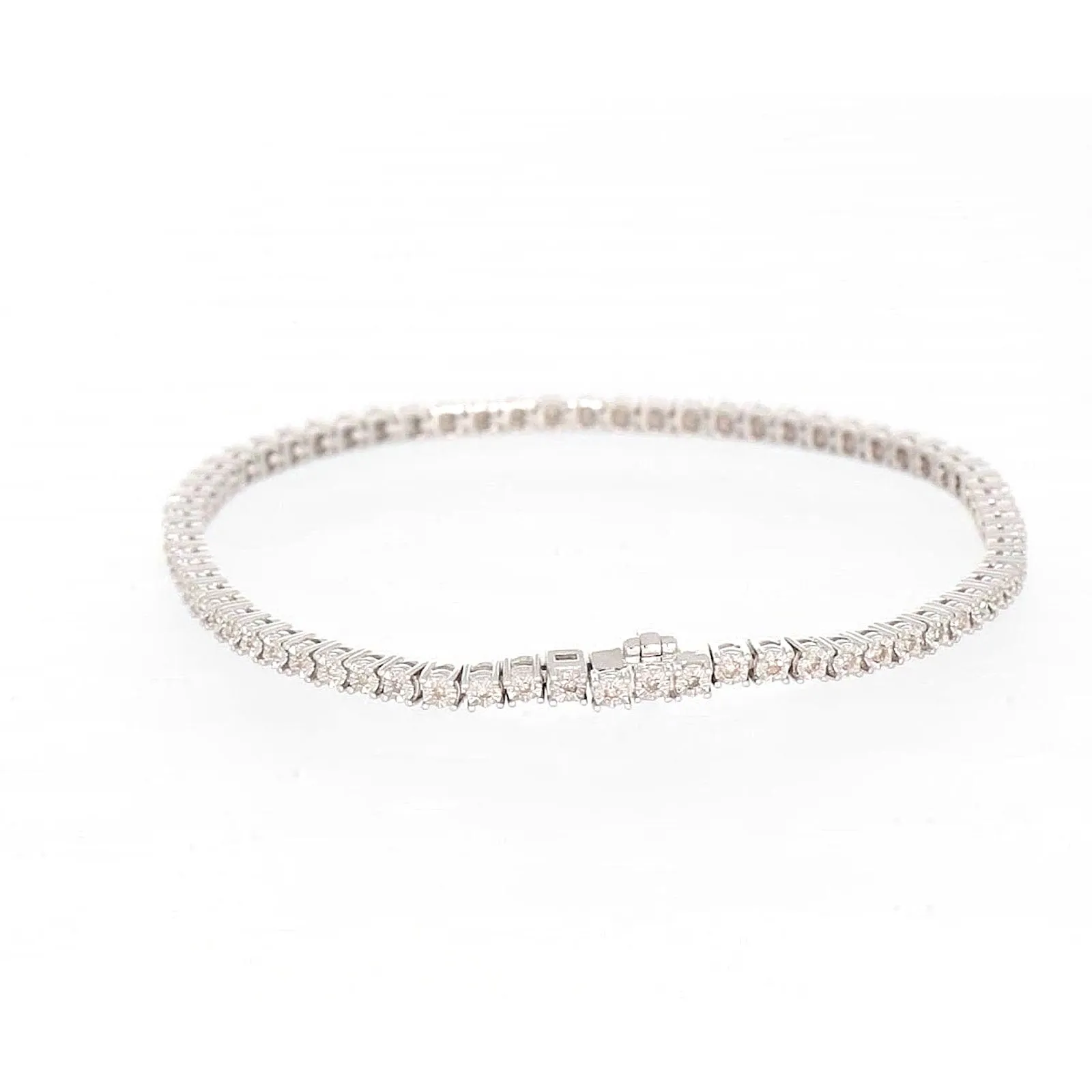 Sterling Silver 1/2 carat tw of Diamonds Tennis Bracelet