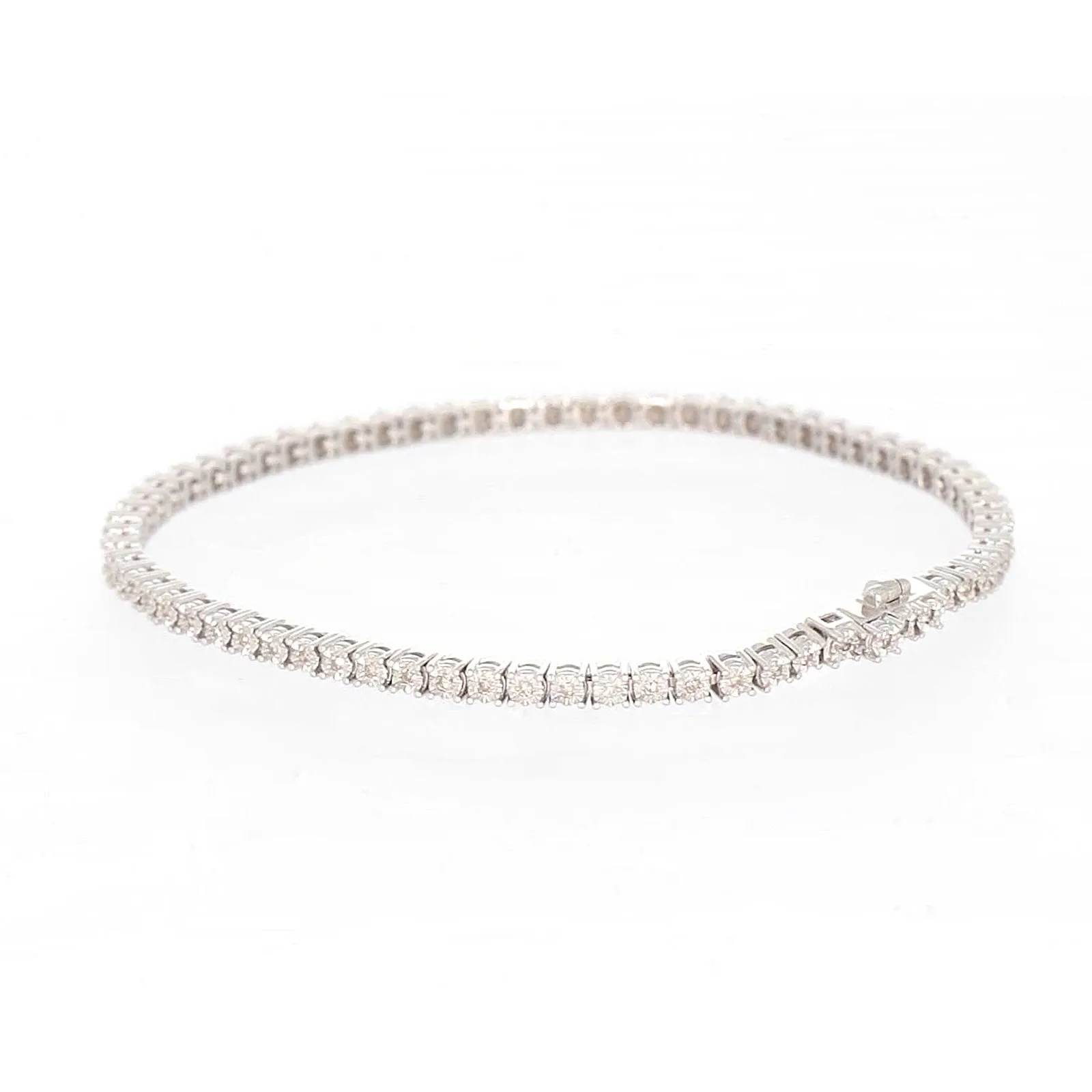 Sterling Silver 1/2 carat tw of Diamonds Tennis Bracelet