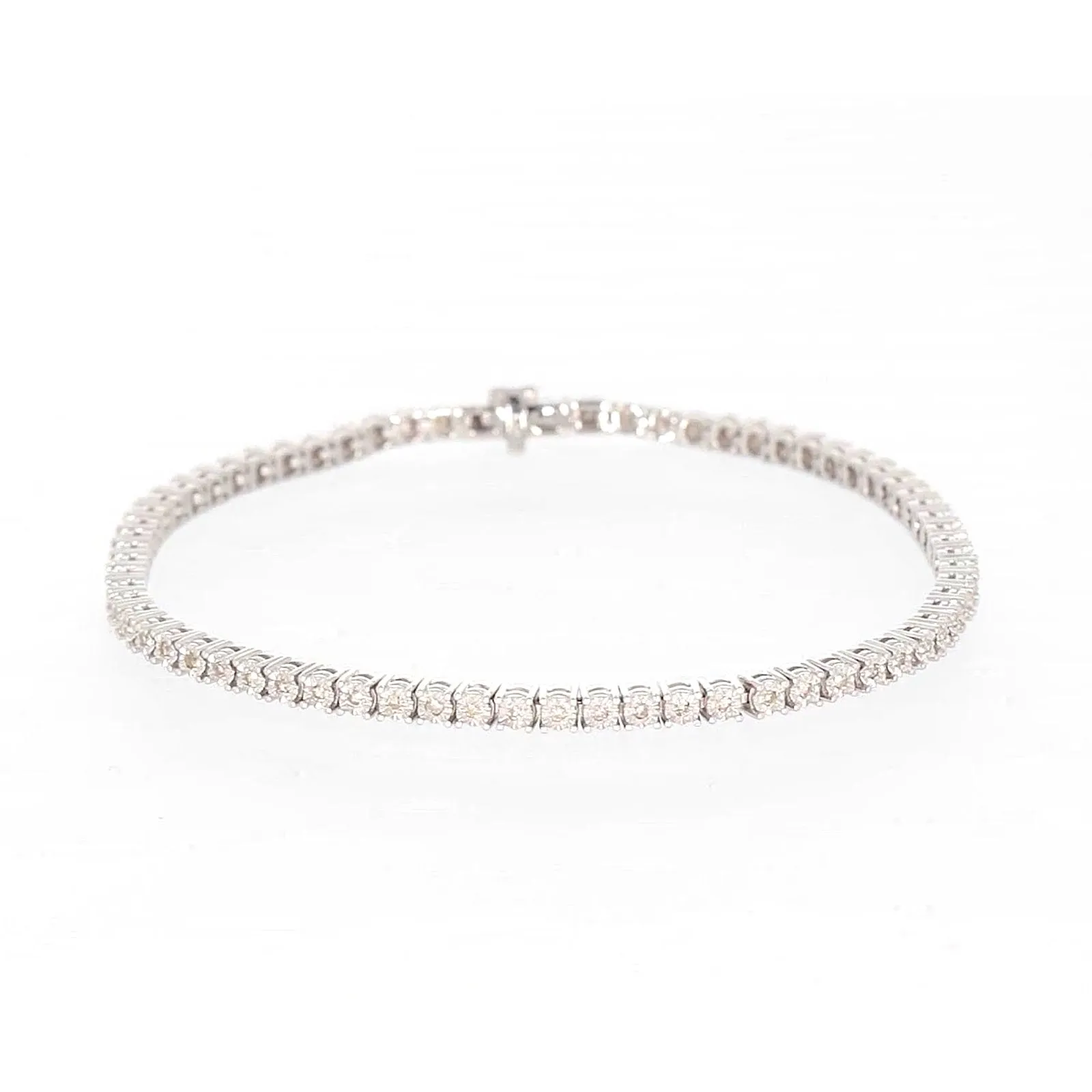 Sterling Silver 1/2 carat tw of Diamonds Tennis Bracelet