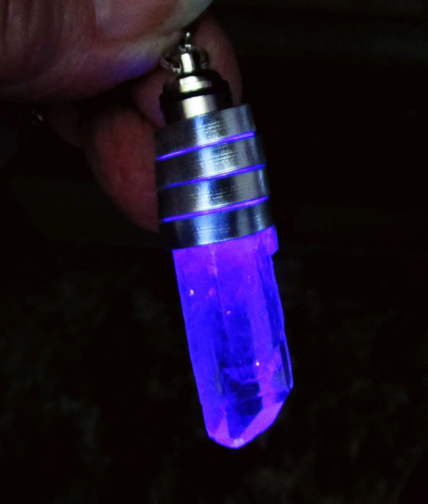 Ultraviolet LED Natural Quartz Light Up Crystal Pendant Necklace