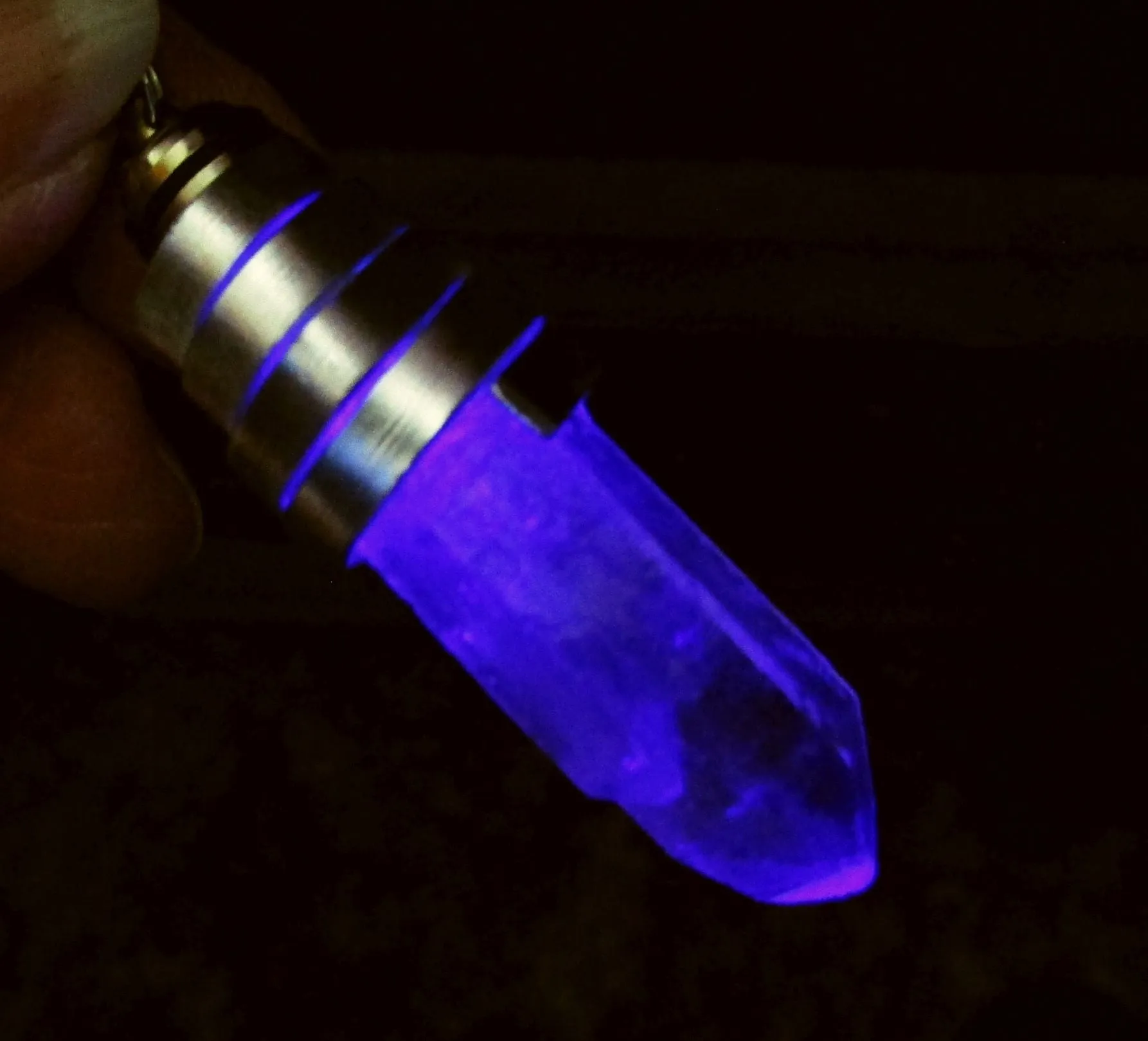 Ultraviolet LED Natural Quartz Light Up Crystal Pendant Necklace